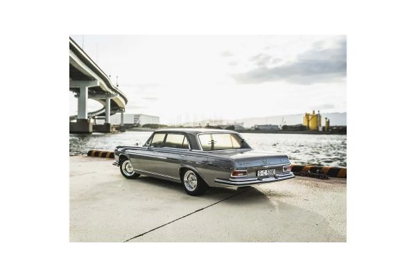 1:10 Scale Radio Controlled Electric Powered 4WD FAZER Mk2 FZ02L Series readyset 1971 Mercedes-Benz 300 SEL 6.3 Beige Gray 34436T1